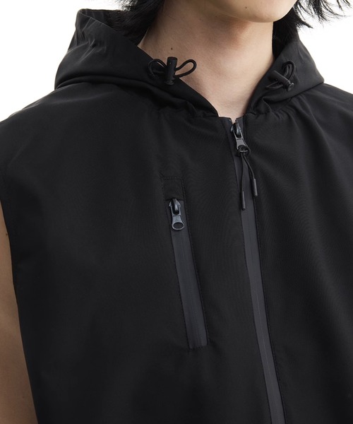 WESTBOY（ウエストボーイ）の「フード付きテックベスト ジップアップ ユニセックス FKF25S1OT15【FUNKYFUN】（ベスト・メンズ・ブラック・XL/M/L）」の20枚目の写真