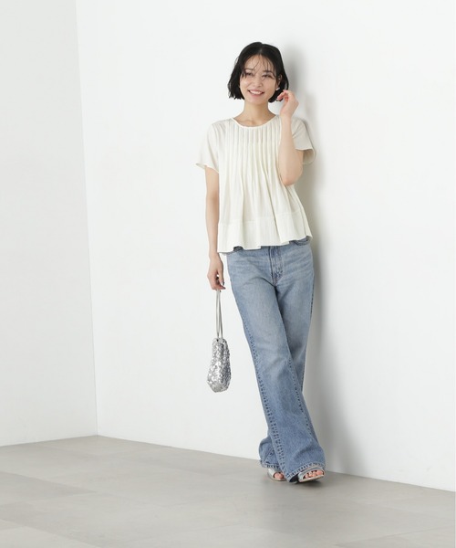 N.(N. Natural Beauty Basic)(エヌエヌナチュラルビューティーベーシック)の「タックフルブラウス(シャツ/ブラウス・レディース・オフホワイト/ブルー/ライトグリーン・MEDIUM)」の14枚目の写真