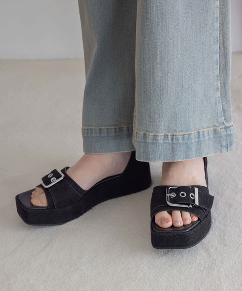 JEANASIS（ジーナシス）の「Ｗクラスプフラットサンダル/329243（サンダル・レディース・ブラウン/パイソン/ブラック・LARGE/MEDIUM）」の20枚目の写真