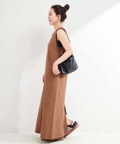 B.C STOCK(ベーセーストック)の「ウォッシャブル / Iラインノースリワンピース(ワンピース・レディース・ブラウン/ライトグリーン/ブラック・SMALL/MEDIUM)」の10枚目の写真