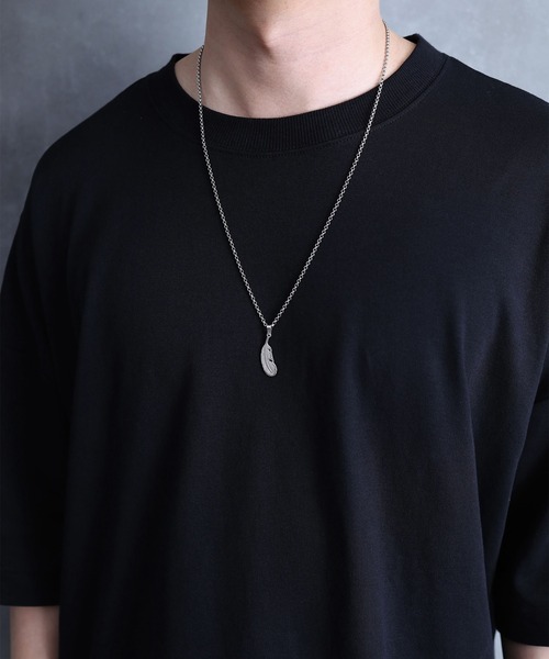 ARROWM(アローム)の「ARROWM フェザーネックレス(ネックレス・メンズ・シルバー・FREE)」の5枚目の写真
