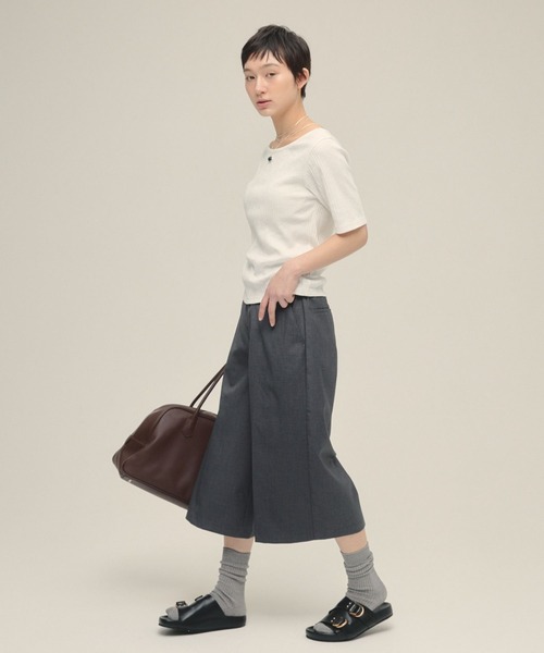 eL(エル)の「【eL】Belt Slide Sandal/324859(サンダル・レディース・オフホワイト/ブラック・MEDIUM/LARGE)」の5枚目の写真