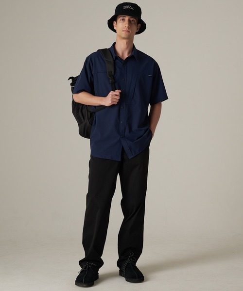 Eddie Bauer（エディーバウアー）の「ホライゾン ガイド チノパンツ クラシックフィット（チノパンツ・メンズ・ブラック/ライトベージュ/サファリグリーン・L/M/XXL/XL）」の5枚目の写真