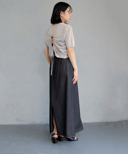 cheriella（シェリエラ）の「【cheriella】バックシャーリングラメニット BACK SHIRRING LAME KNIT（Tシャツ/カットソー・レディース・グレイッシュベージュ/ブラック/レッド/チャコール・M）」の16枚目の写真