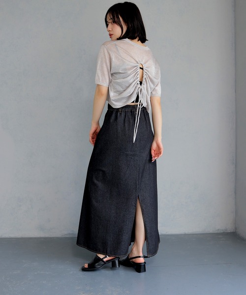 cheriella（シェリエラ）の「【cheriella】バックシャーリングラメニット BACK SHIRRING LAME KNIT（Tシャツ/カットソー・レディース・グレイッシュベージュ/ブラック/レッド/チャコール・M）」の15枚目の写真