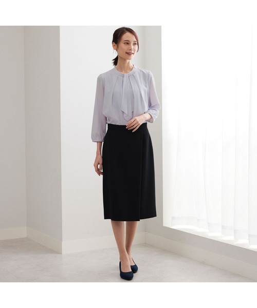 AOYAMA（アオヤマ）の「【着る日傘・接触冷感・吸汗速乾】自宅で洗える！ラップ風タイトスカート/ネイビー/無地｜通勤＆オフィス＆入卒＆セレモニー＆オケージョン｜ストレッチ・防シワ・セットアップ着用可・大きいサイズあり｜（スーツスカート・レディース・ネイビー・5号/7号/9号/11号/13号/17号）」の16枚目の写真