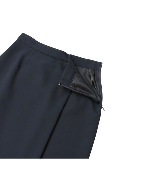 AOYAMA（アオヤマ）の「【着る日傘・接触冷感・吸汗速乾】自宅で洗える！ラップ風タイトスカート/ネイビー/無地｜通勤＆オフィス＆入卒＆セレモニー＆オケージョン｜ストレッチ・防シワ・セットアップ着用可・大きいサイズあり｜（スーツスカート・レディース・ネイビー・5号/7号/9号/11号/13号/17号）」の3枚目の写真