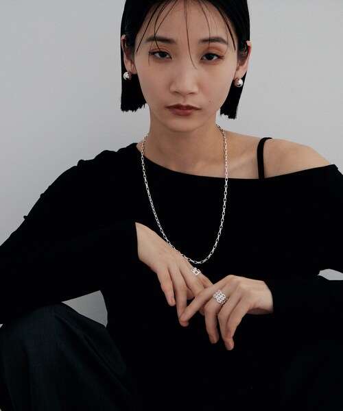 COCOSHNIK ONKITSCH(ココシュニックオンキッチュ)の「シルバー ダブルカーブチェーンモチーフリング(リング・レディース・クリア・14/12)」の6枚目の写真