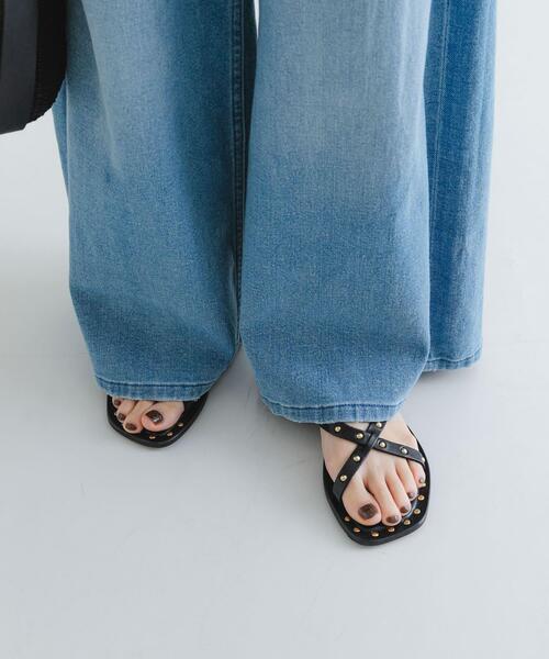 CORSO ROMA，9（コルソローマ）の「CORSO ROMA, 9　STUDS SANDAL（サンダル・レディース・ブラック・36/37/38）」の2枚目の写真