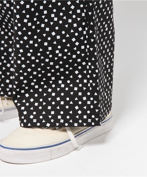 OUTLET（アウトレット）の「【IKUMI】○△□LONGPANTS（その他パンツ・レディース・ホワイト/ブラック・FREE）」の9枚目の写真