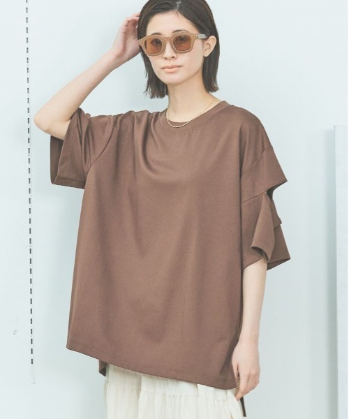 LAKOLE（ラコレ）の「【長さが選べる】カットアウトTEE / 490868（Tシャツ/カットソー・レディース・ブラック/ブラウン/オフホワイト/レッド・MEDIUM/LARGE）」の3枚目の写真