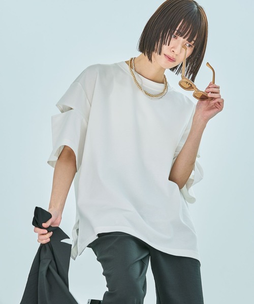 LAKOLE（ラコレ）の「【長さが選べる】カットアウトTEE / 490868（Tシャツ/カットソー・レディース・ブラック/ブラウン/オフホワイト/レッド・MEDIUM/LARGE）」の19枚目の写真