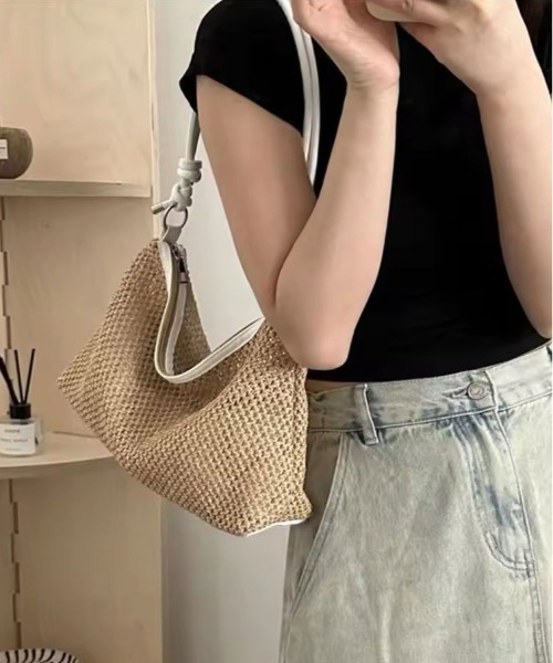 ammy.（エイミードット）の「【 ammy. / エイミードット 】 ジップ付き ペーパー ハンドバッグ（ハンドバッグ・レディース・ベージュ/ホワイト/ブラウン/ブラック・FREE）」の14枚目の写真