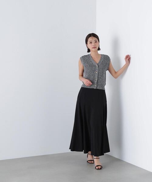 NATURAL BEAUTY BASIC(ナチュラルビューティーベーシック)の「◇【Oggi掲載】切替フレアマキシスカート(スカート・レディース・ブラック/ブラウン/レッド・SMALL/MEDIUM/P/S)」の2枚目の写真
