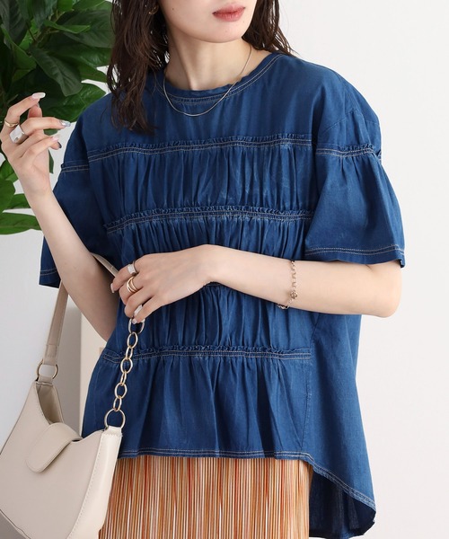 EGLANTINE(エグランティーヌ)の「EGLANTINE セットアップ対応 ダンガリーティアード半袖ブラウス(シャツ/ブラウス・レディース・ブルー/ネイビー・40)」の1枚目の写真