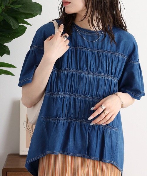EGLANTINE(エグランティーヌ)の「EGLANTINE セットアップ対応 ダンガリーティアード半袖ブラウス(シャツ/ブラウス・レディース・ブルー/ネイビー・40)」の15枚目の写真