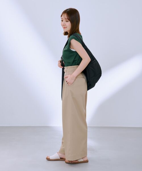 COHINA(コヒナ)の「パデッドキャリーオンショルダーバッグ 【低身長・小柄女性】(ショルダーバッグ・レディース・ベージュ/グレー/ブラック・ONE SIZE)」の5枚目の写真