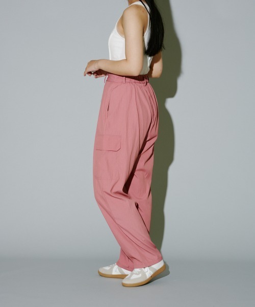 terrace（テラス）の「カスレシアーカーゴパンツ（カーゴパンツ・レディース・ブラック/カーキ/ピンク・MEDIUM）」の18枚目の写真