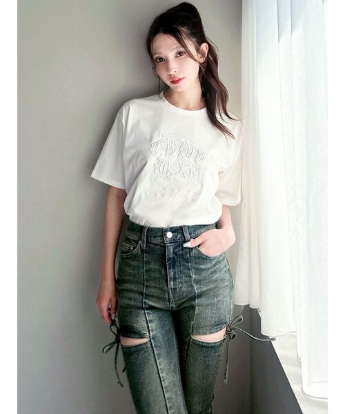 RESEXXY(リゼクシー)の「エンブロイダリーロゴTシャツ(Tシャツ/カットソー・レディース・ブラック/チャコールグレー/ホワイト/ピンク・FREE)」の22枚目の写真