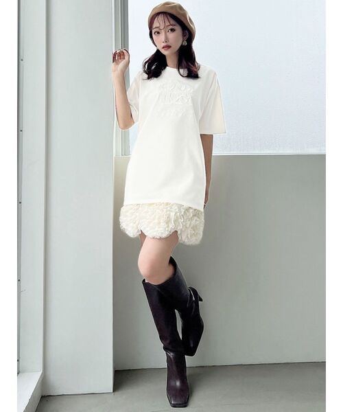 RESEXXY（リゼクシー）の「エンブロイダリーロゴTシャツ（Tシャツ/カットソー・レディース・ブラック/チャコールグレー/ホワイト/ピンク・FREE）」の16枚目の写真