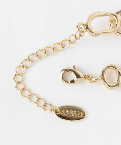 SMELLY(スメリー)の「ニュアンスオーバルチェーンブレスレット(ブレスレット・レディース・ゴールド・-)」の7枚目の写真