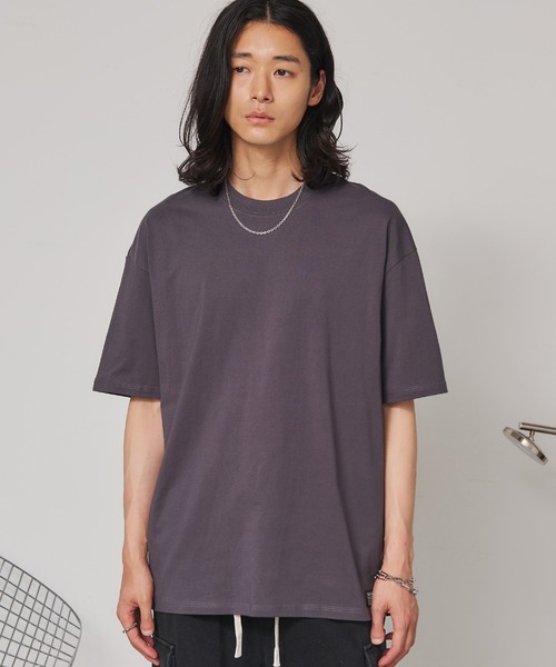 海外限定 PLEASURES シャッター ヘビーウエイト Tシャツ 関税込 セール】ラバータグ ヘビーウエイトT（Tシャツ/カットソー