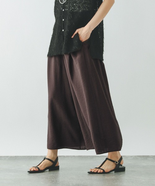 GLOBAL WORK（グローバルワーク）の「ギャザーフレアワイドパンツ/575808（その他パンツ・レディース・スミクロ/ブラウン/ブルー・MEDIUM/SMALL/LARGE）」の11枚目の写真
