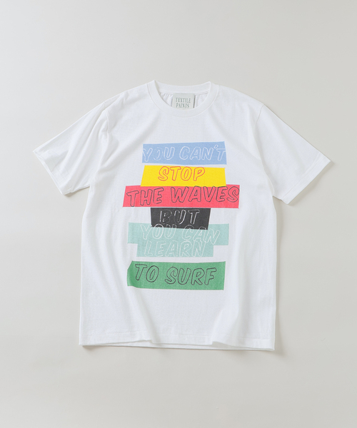 EDIFICE（エディフィス）の「TEXTILE PAINT(テキスタイルペイント) Biarritz プリント Tシャツ（Tシャツ/カットソー・メンズ・ホワイト/ネイビー/ホワイト系その他/ホワイト×ホワイト・MEDIUM/LARGE）」の4枚目の写真