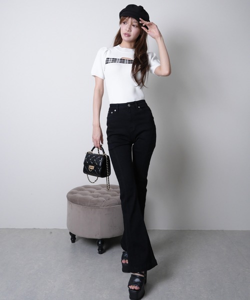 LIPSERVICE（リップサービス）の「シェーディングラインフレアデニムパンツ（デニムパンツ・レディース・インディゴブルー/ブラック/グレー・XS/S/M）」の12枚目の写真