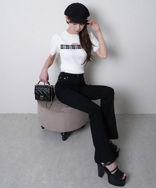 LIPSERVICE（リップサービス）の「シェーディングラインフレアデニムパンツ（デニムパンツ・レディース・インディゴブルー/ブラック/グレー・XS/S/M）」の17枚目の写真