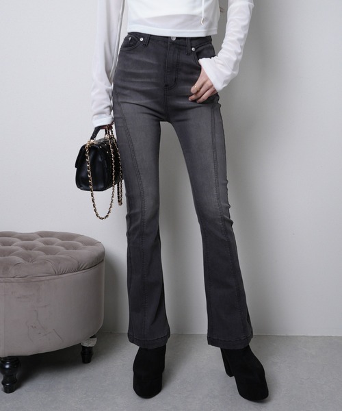 LIPSERVICE（リップサービス）の「シェーディングラインフレアデニムパンツ（デニムパンツ・レディース・インディゴブルー/ブラック/グレー・XS/S/M）」の21枚目の写真