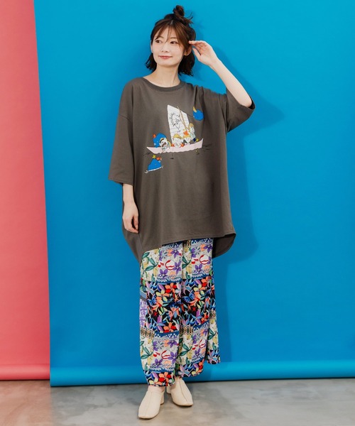 ScoLar 152718：仲宗根泉(HY)コラボ 帆かけサバニ柄チュニック 152718：仲宗根泉(HY)コラボ 帆かけサバニ柄チュニック（Tシャツ