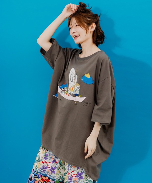 152718：仲宗根泉(HY)コラボ 帆かけサバニ柄チュニック（Tシャツ