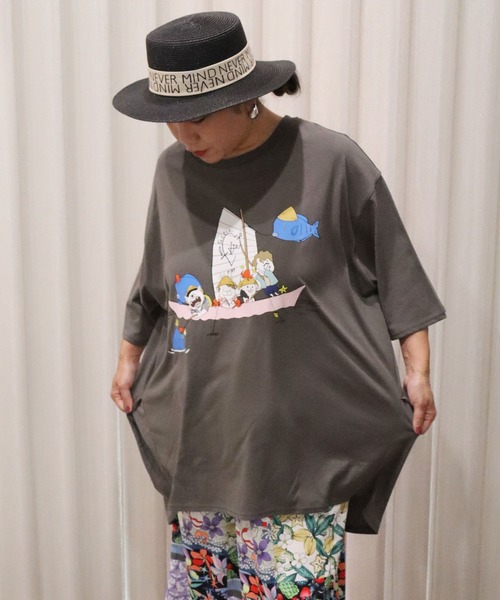 152718：仲宗根泉(HY)コラボ 帆かけサバニ柄チュニック（Tシャツ