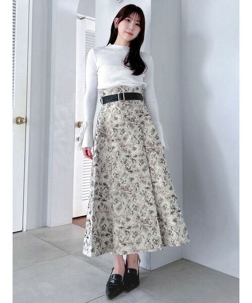 dazzlin（ダズリン）の「ヘムレースリブニットトップス（ニット/セーター・レディース・オフホワイト/グレー/ブラック・FREE）」の8枚目の写真