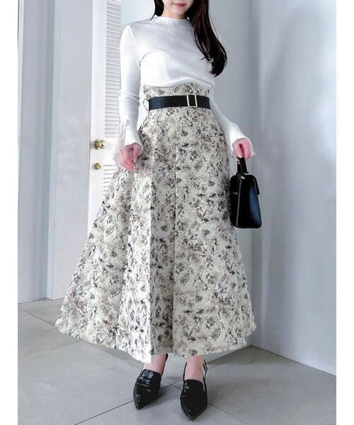 dazzlin（ダズリン）の「ヘムレースリブニットトップス（ニット/セーター・レディース・オフホワイト/グレー/ブラック・FREE）」の9枚目の写真