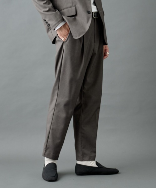 COLONY 2139（コロニートゥーワンスリーナイン）の「ウーリートロテーパードパンツ（スラックス・メンズ・グレー/ブラック/ネイビー・MEDIUM/LARGE）」の2枚目の写真