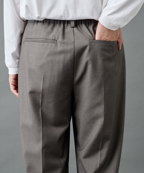COLONY 2139（コロニートゥーワンスリーナイン）の「ウーリートロテーパードパンツ（スラックス・メンズ・グレー/ブラック/ネイビー・MEDIUM/LARGE）」の22枚目の写真