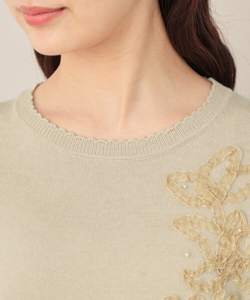 couture brooch（クチュールブローチ）の「オーガンフリルフラワーニット（ニット/セーター・レディース・ダークグレー/ベビーピンク/ライトベージュ・38/42）」の13枚目の写真