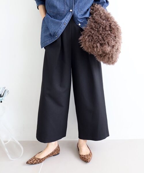 le.coeur blanc（ルクールブラン）の「ウールライクフロントタックワイドクロップドパンツ（その他パンツ・レディース・オフホワイト/ブラウン/ブラック/ベージュ・38/36）」の3枚目の写真