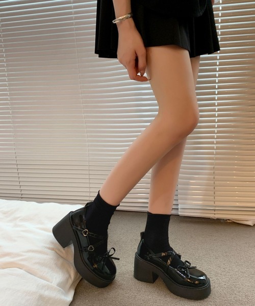 yuue' ( wear )（ユーイ）の「厚底リボンストラップローファー（ローファー・レディース・ブラック/シルバー・23.5cm/24.5cm）」の6枚目の写真