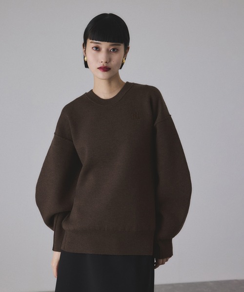 【新品】ADAM ET ROPE' サステナブルロゴパッチスウェットニット サステナブル】ロゴパッチスウェットニット（ニット/セーター）｜ADAM