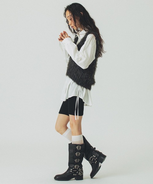 ROSE BUD（ローズバッド）の「MIX FEATHER BEST（ベスト・レディース・チャコール/ホワイト・ONE SIZE）」の17枚目の写真