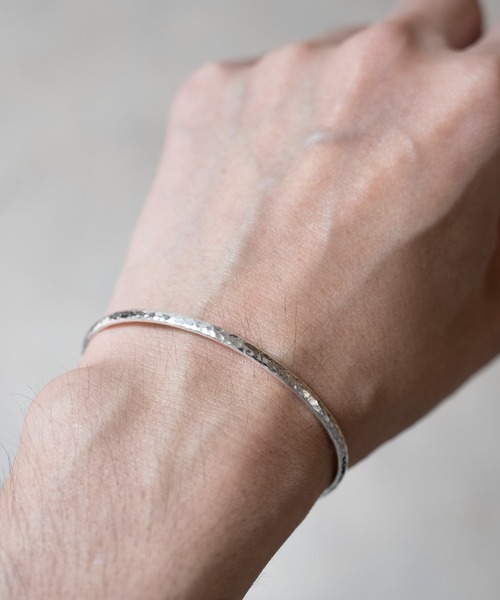 SENTI HAMMERED FINE BANGLE SV ハンマード細バングル シルバー