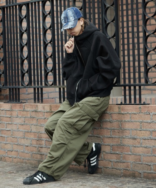 Theater code(シアターコード)の「High-Neck Zip-Up Hoodie/ハイネックジップパーカーメンズ(パーカー・メンズ・ブラック/グレー・L/M)」の16枚目の写真