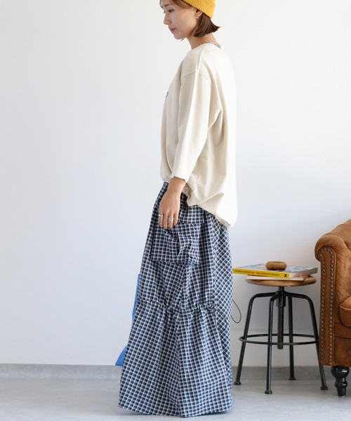 cepo(セポ)の「ミニ裏毛スソドロストプルオーバー(Tシャツ/カットソー・レディース・ワイン/チャコール/ベージュ・M)」の16枚目の写真