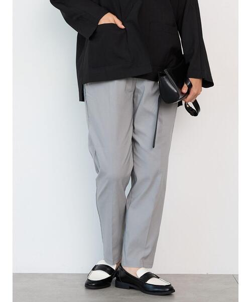 Lugnoncure（ルノンキュール）の「ストレッチテーパードパンツ（その他パンツ・レディース・カーキ/ネイビー/ベージュ/グレー/ブラック・M/L）」の3枚目の写真