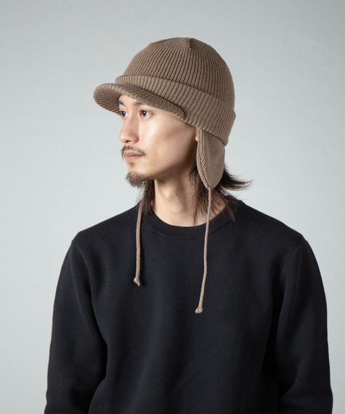 RACAL（ラカル）の「Ear Tab Round Visor Military Knit Cap / 耳たぶ付きバイザーニットキャップ（ニットキャップ/ビーニー・メンズ・ベージュ/ブラック/チャコールグレー/アイボリー・FREE）」の4枚目の写真