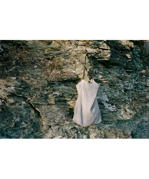 seya.（セヤ）の「SEYA X ISAAC REINA LINEN CHASEN HOBO / LARGE（トートバッグ・レディース・その他・FREE）」の2枚目の写真