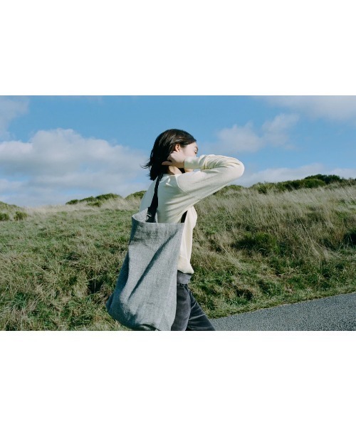 seya.（セヤ）の「SEYA X ISAAC REINA LINEN CHASEN HOBO / LARGE（トートバッグ・レディース・その他・FREE）」の5枚目の写真